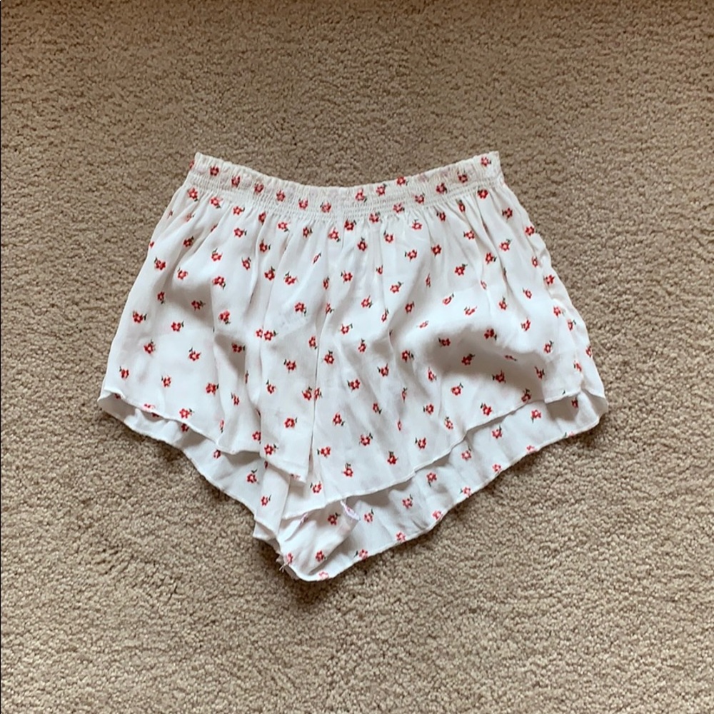 White brandy Melville float shorts